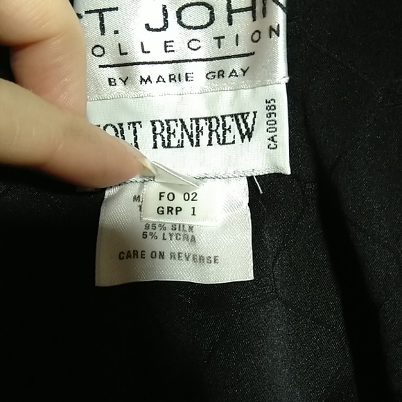 St John Collection by Marie Gray 💙 Holt Renfrew! - Picture 8 of 8